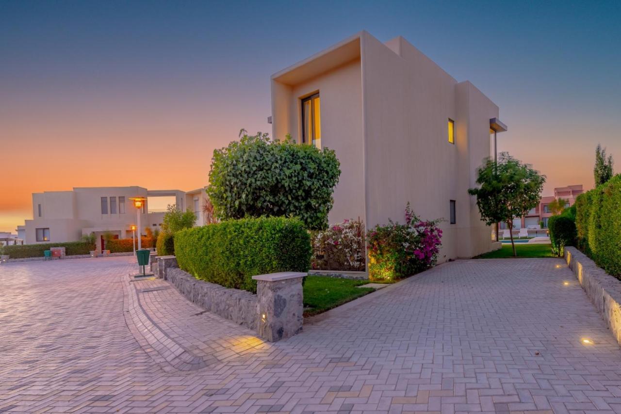 Elegant 4br In Tawila, Gouna. Private Pool, Lagoon Villa
